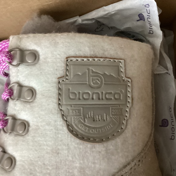 BIONICA DARLENE ITALIAN   SUEDE LEATHER WATERPROOF BOOTS MOONSTONE NWT SZ 6.5 - Picture 7 of 15